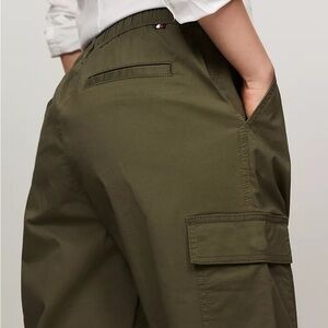 NWT Tommy Hilfiger women’s Cargo pants
